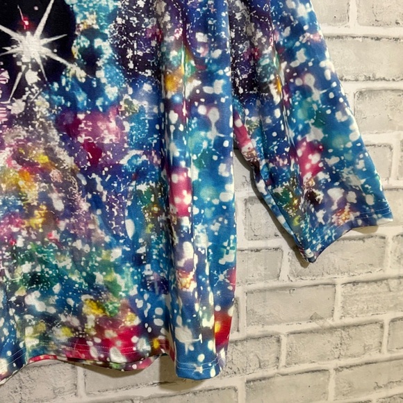 Colorful Women's Top with Starry Christmas design size XL - Picture 4 of 6